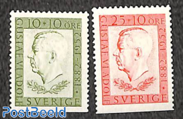 King birthday 2v, left or right side imperforated