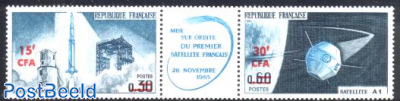 First French satellite 2v+tab [:T:]